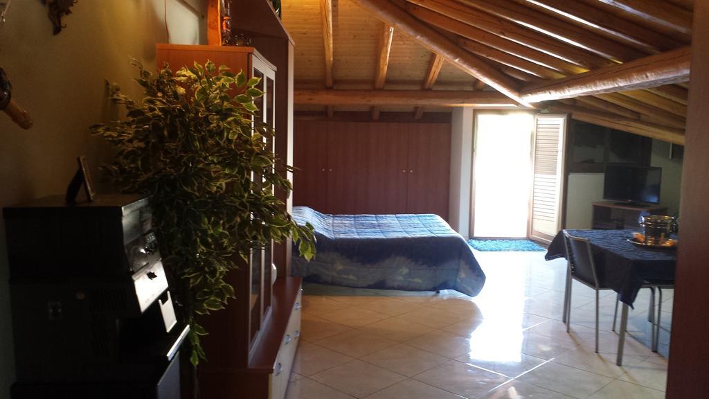 B&B Suite Viagrande Phòng bức ảnh
